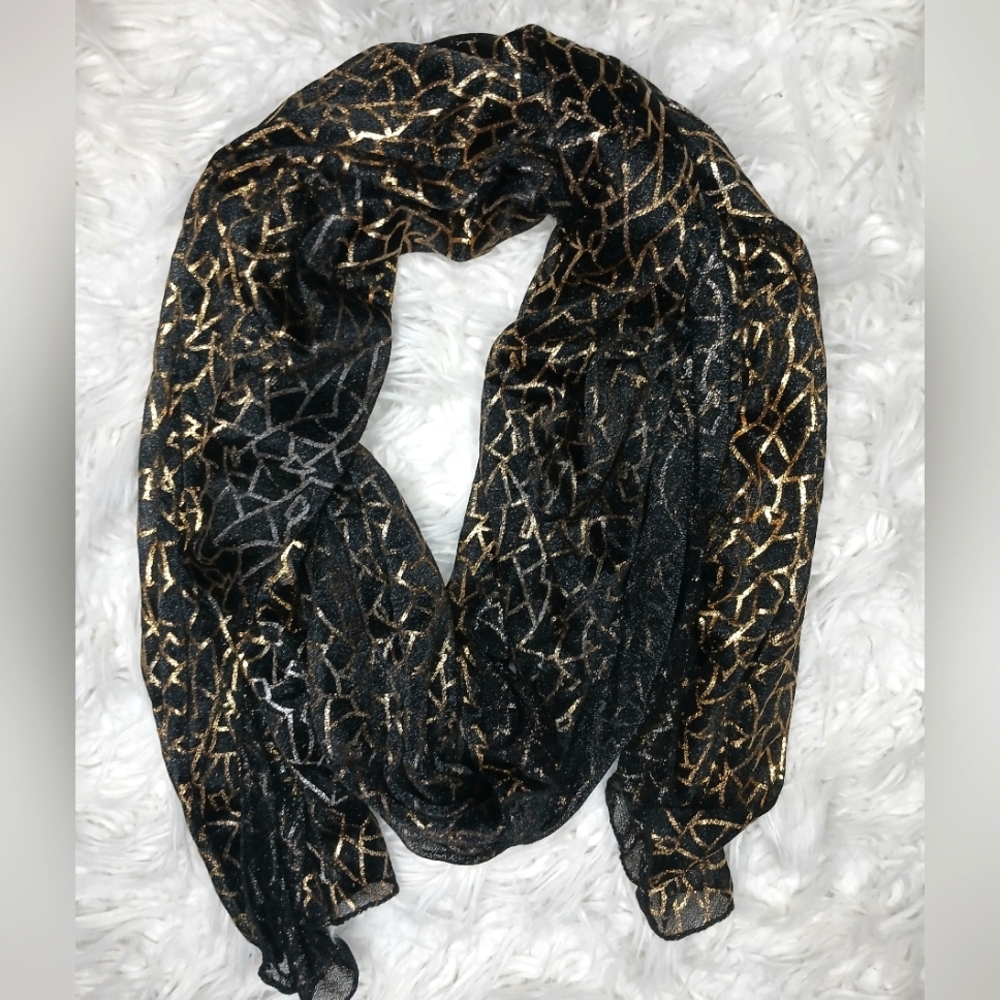 Womens Gold and black lightweight like new condition scarf